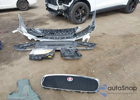 2018 Jaguar F-Pace 25T Premium z USA, uszkodzony, nr VIN SADCJ2FX7JA295057